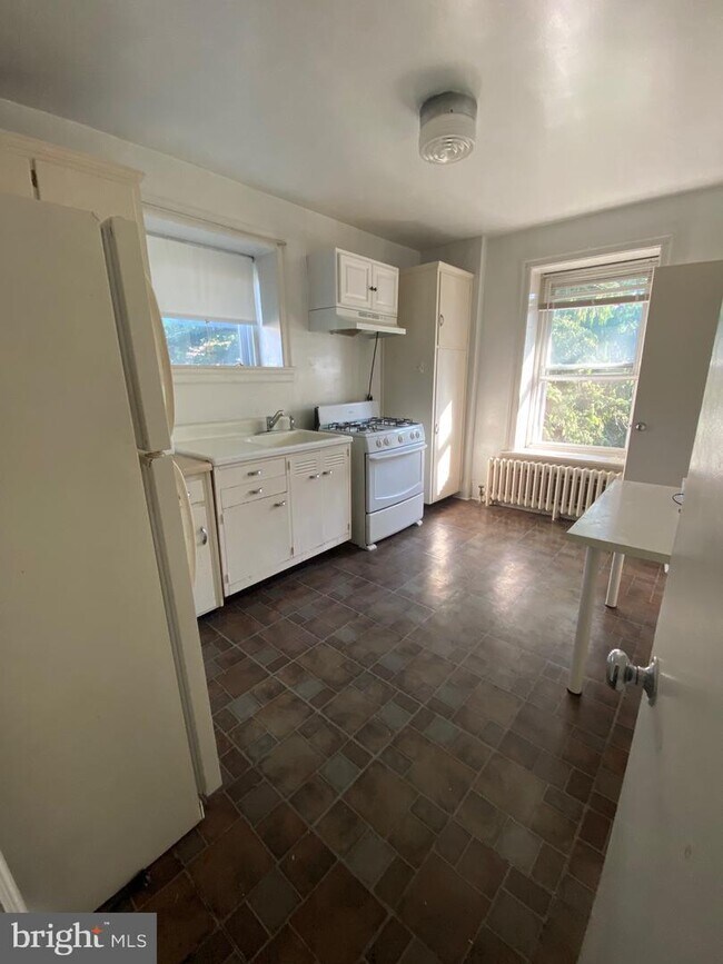 Foto del edificio - 7905 Ardleigh St