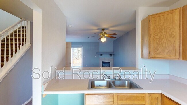 Foto del edificio - 971 Brant Hollow Ct