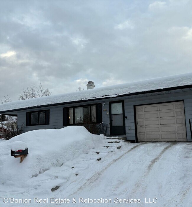 Foto del edificio - 2 br, 1 bath House - 2009 E 39th Avenue