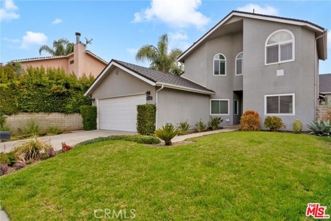 Foto del edificio - 6318 Chimineas Ave