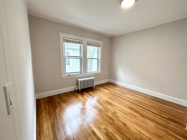 Foto del edificio - 122 Hillside St