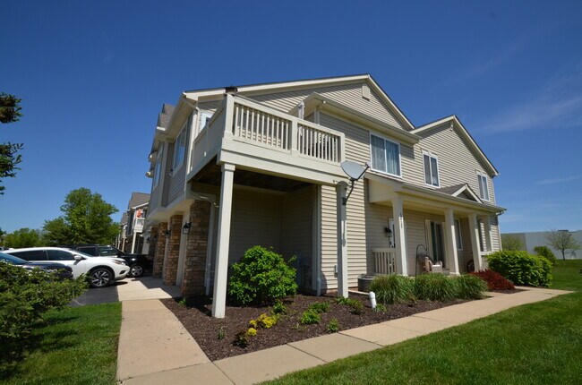 Building Photo - 7429 Thomas Dr