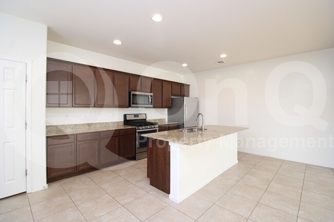 Foto del edificio - 222 N 56th Pl