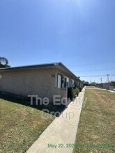 Building Photo - 513 E Myrtle Ave