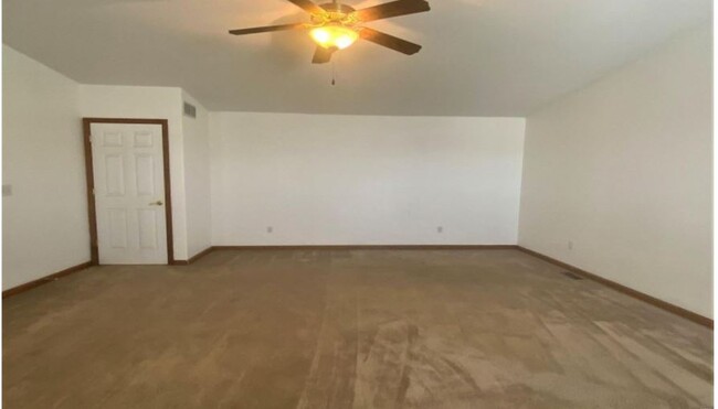 Building Photo - 937 Cool Valley Dr
