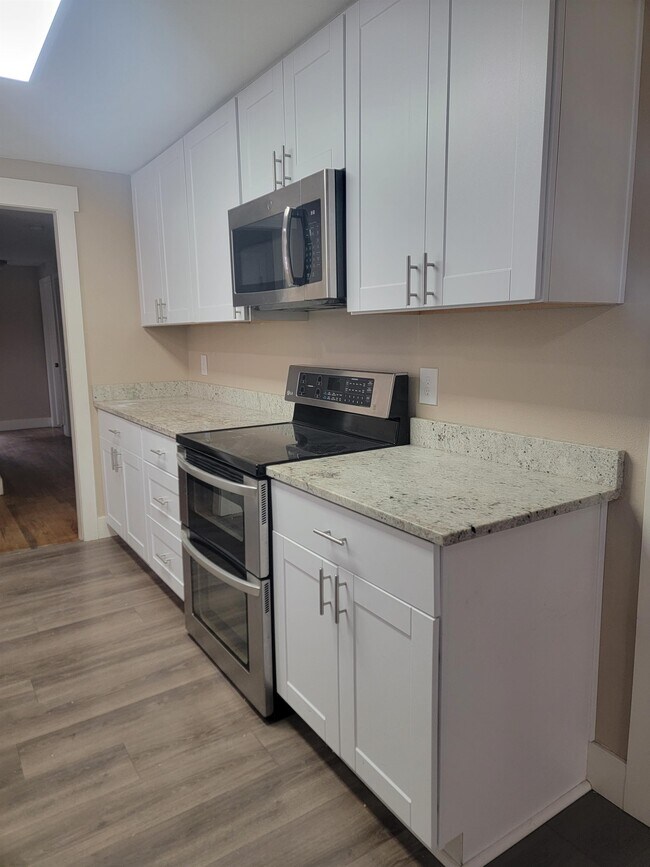 Photo - 8490 S 1330 E House