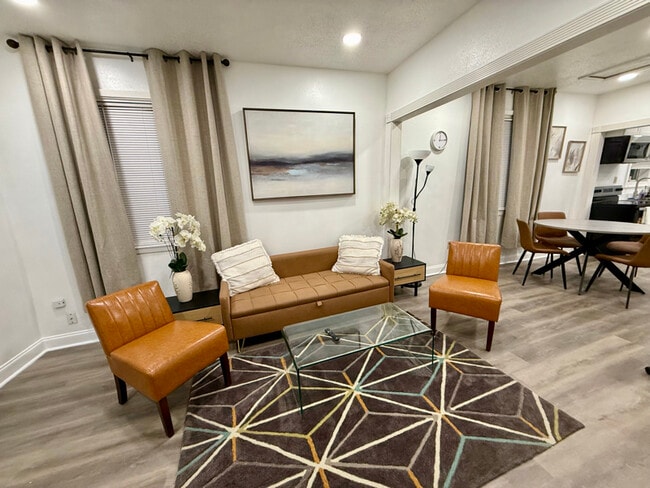 Photo - 747 Fourth St Townhome