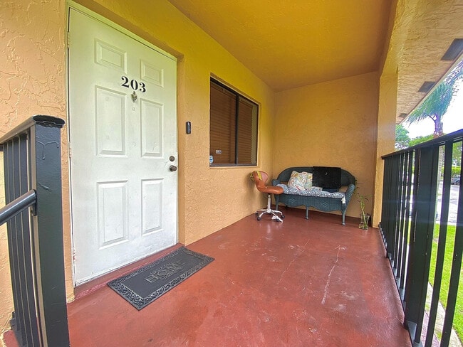 Foto del edificio - 6011 10th Ave N