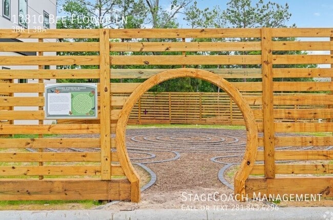 Building Photo - 13810 Bee Flower Ln