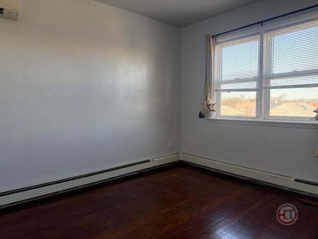 Photo - 2889 E 195th St Townhome