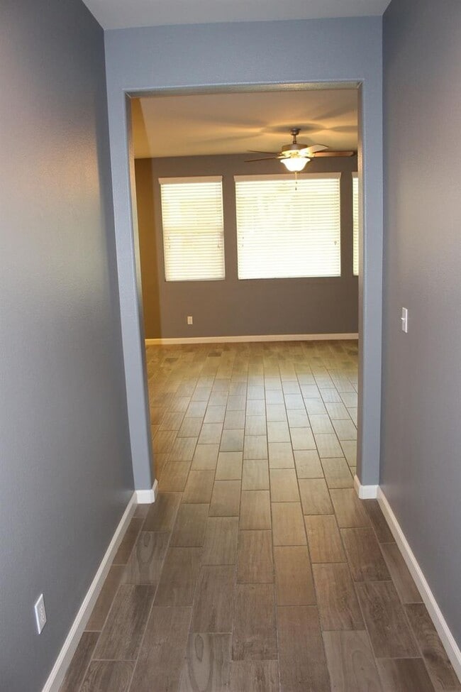 Foto del edificio - 3879 Mecca Ave