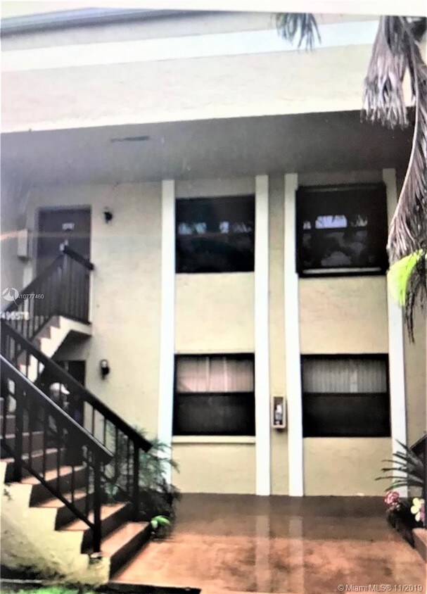 9802 Hammocks Blvd 101-16 Miami FL 33196 - 9802  Hammocks Blvd  101-16 Miami FL 33196