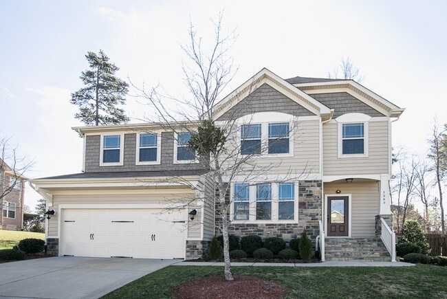 Photo - 1503 Hemlock Hill Drive House