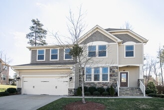 Building Photo - 1503 Hemlock Hill Dr