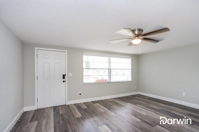 Building Photo - 7030 Coral Reef Dr