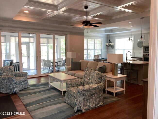 Foto del edificio - 4449 Glenscape Ln SE