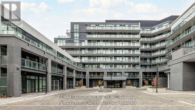 Building Photo - 621-621 Sheppard Ave E