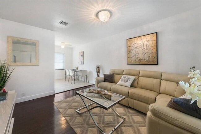 Foto del edificio - 801 NE 19th Ave