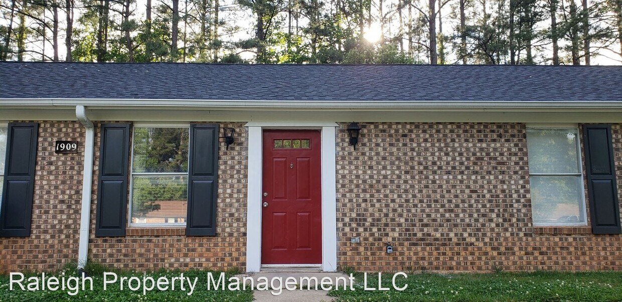 Foto principal - 1909 Peach Creek Ct