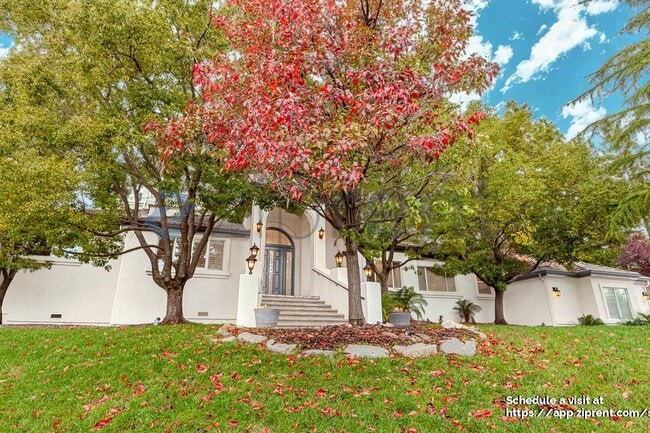 Foto del edificio - 1712 Carnegie Way