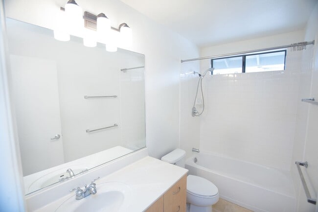 Building Photo - 95-1022 Molakea St # 13