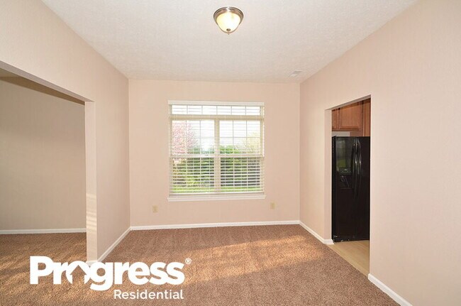 Foto del edificio - 5334 Sandwood Dr