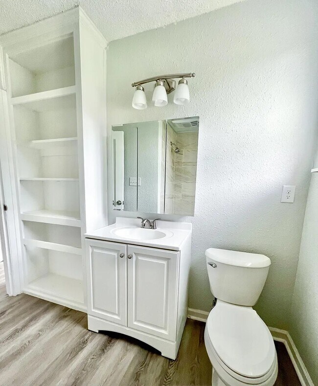 Foto del edificio - 3398 Southmont Dr