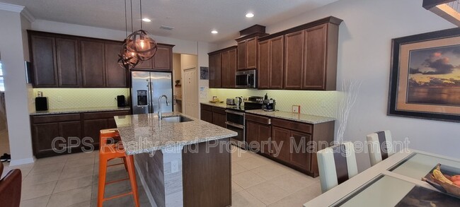 Foto del edificio - 15140 Sunrise Grove Ct