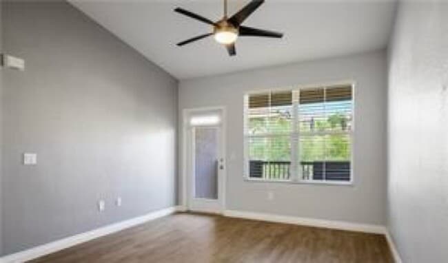Foto del edificio - 10550 W Alexander Rd