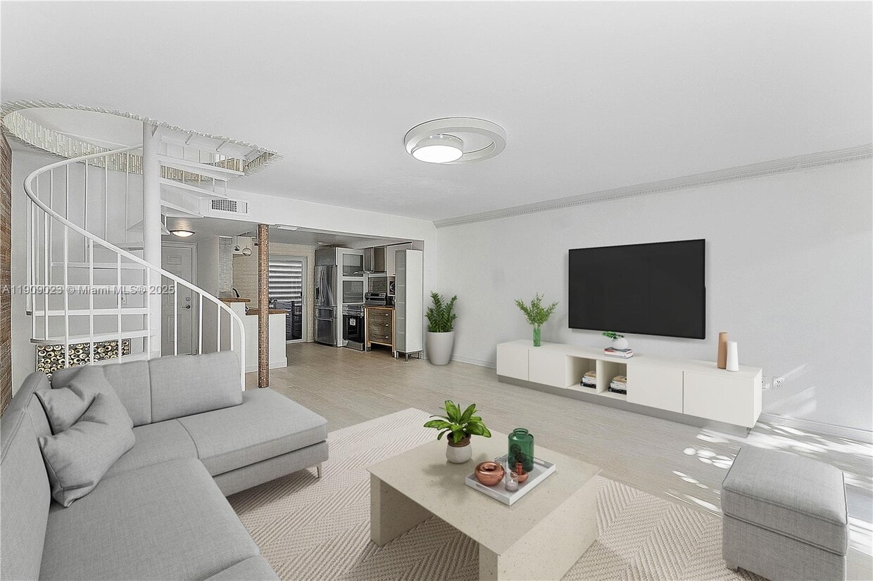 Foto principal - 517 NE 38th St