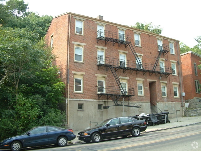 Building Photo - 2231 Vine St