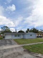 Building Photo - 1228 Victoria Dr