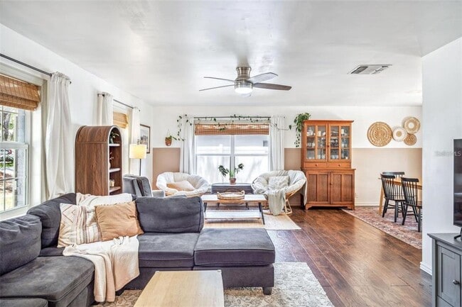 Building Photo - 8619 Veridian Dr