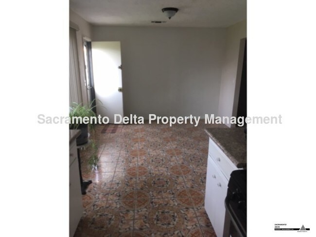 Foto del edificio - 7206 Strand St