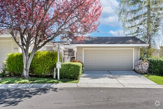 Building Photo - 14646 Fieldstone Dr
