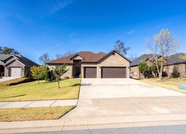 Foto del edificio - 3502 SW Brittany Rd