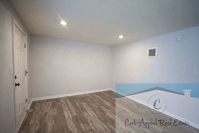 Building Photo - Newly remodeled 1 bedroom 1 bathroom