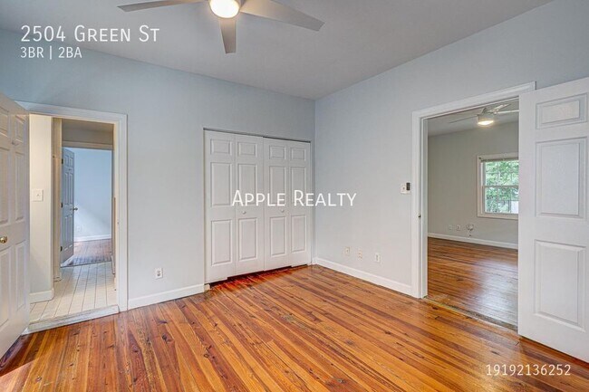 Building Photo - 2504 Green St