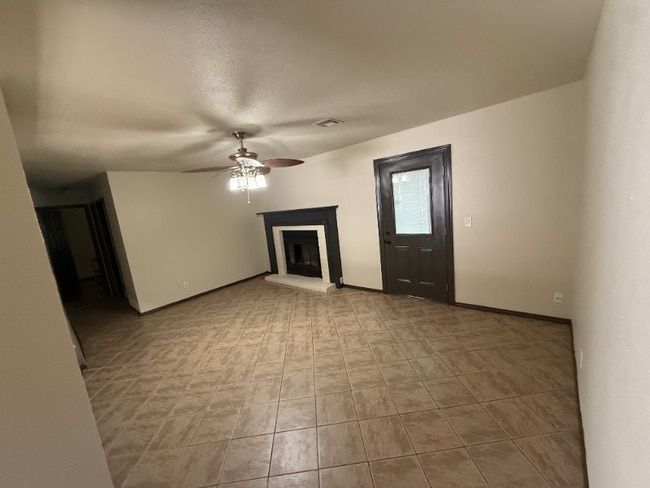 Building Photo - 1904 Quail Run