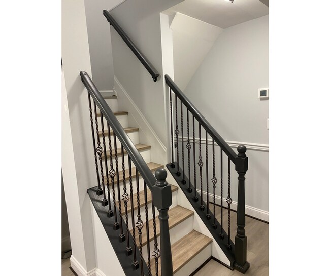 Building Photo - 1025 N Carey St