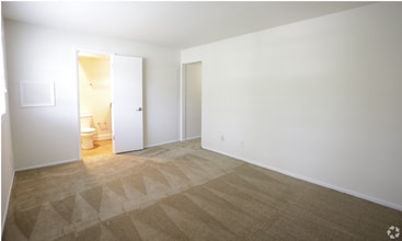 Interior Photo - Randolph Square Apartments