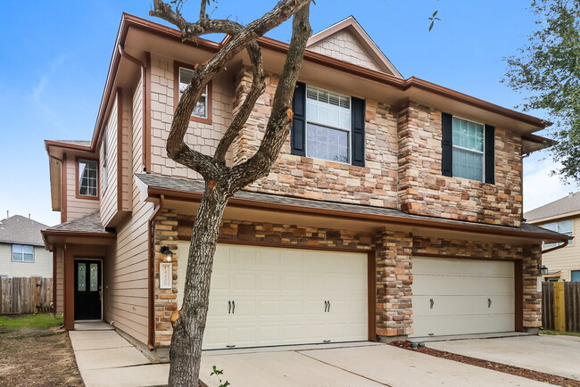 Foto del edificio - 14408 Birch Knoll Ln