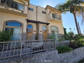 Building Photo - 18338 Rayen St