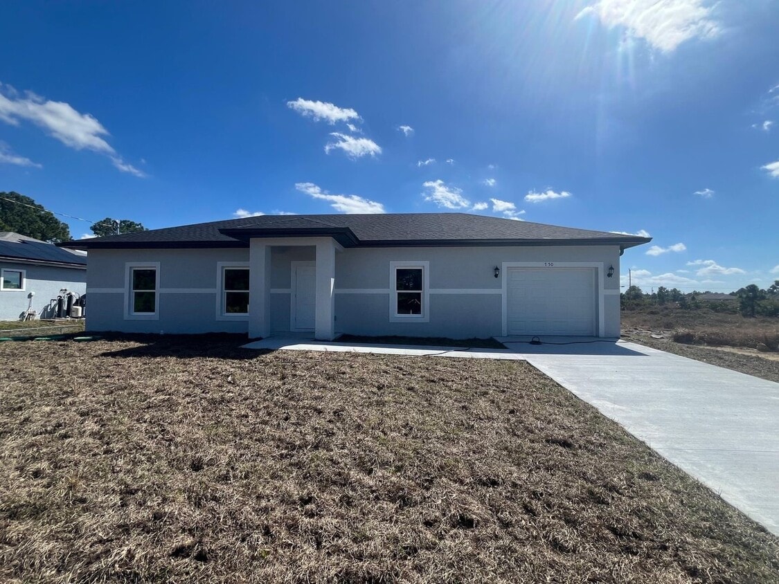 NEW CONSTRUCTION- Modern 3 Bed / 2 Bath Home in Lehigh Acres - NEW CONSTRUCTION-  Modern 3 Bed / 2 Bath Home in Lehigh Acres