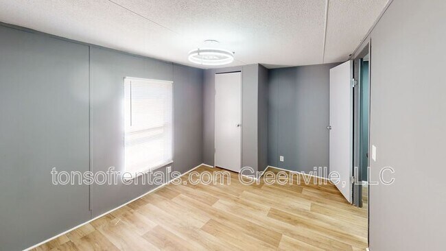Building Photo - 801 Whitmire Rd