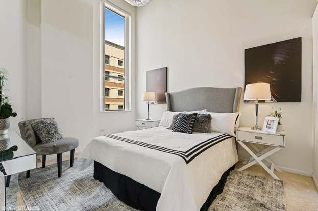 Photo - 758 N Larrabee St Apartment