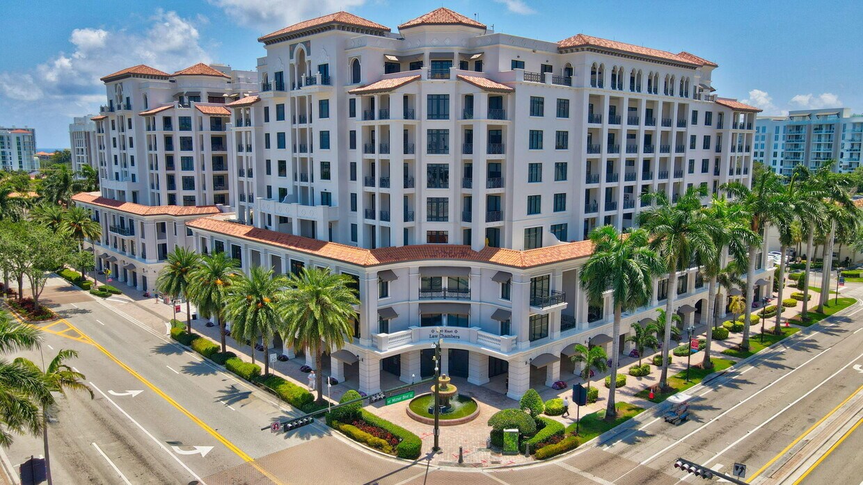 Foto principal - 200 E Palmetto Park Rd