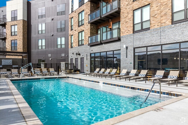 Piscina climatizada - Darby at Briarcliff