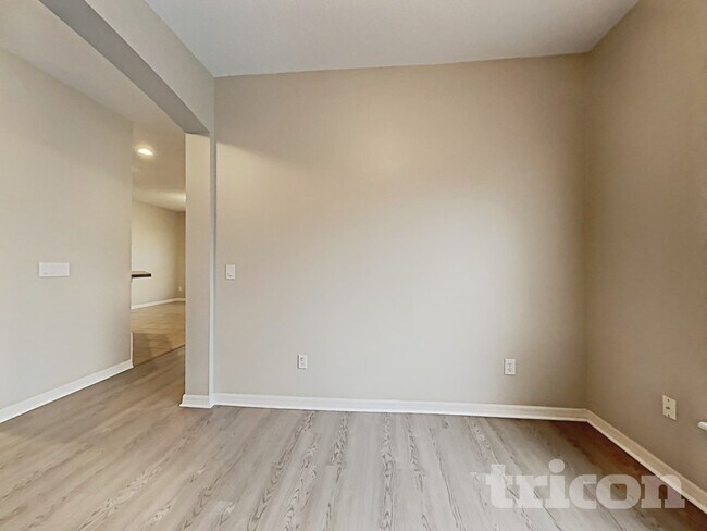 Foto del edificio - 1513 Lancashire Way