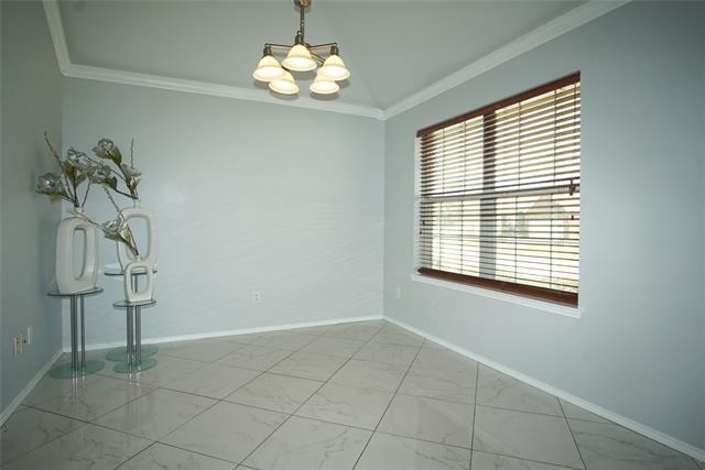 Building Photo - 4247 Fall Creek Dr